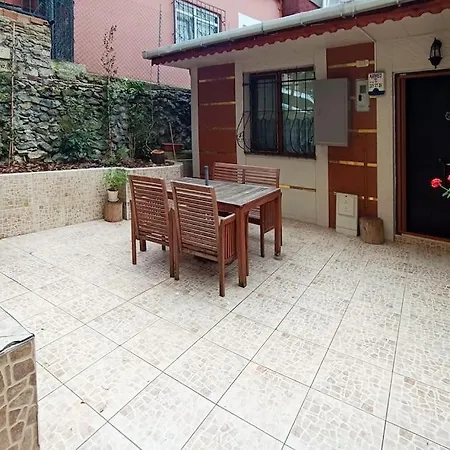 Rumeli House & Garden Villa *